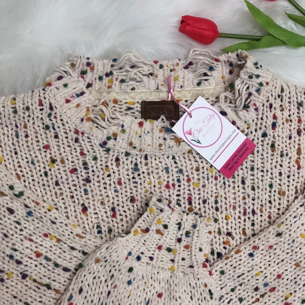 Knitted sweater with distressed Hem details - Picture 8 of 8